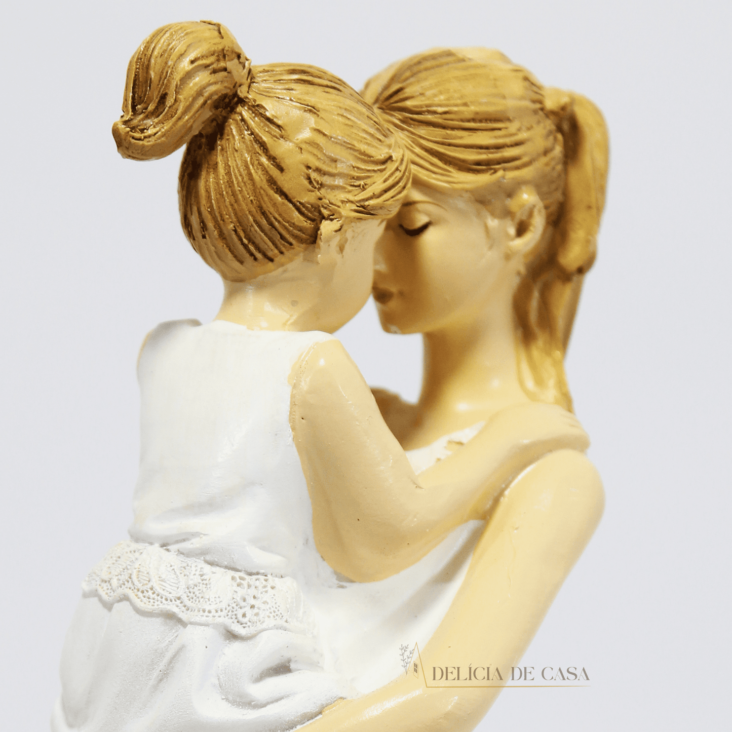 Estátua Decorativa Mãe e Filha Resina