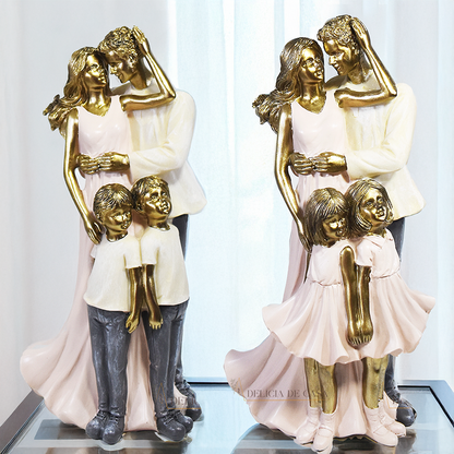 Estatueta Família em Resina Pais e Filhos / Filhas - Decoração para Casa