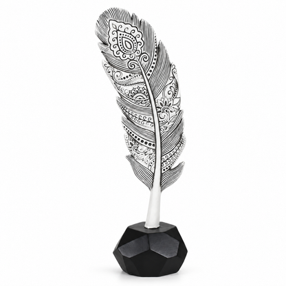 Folha Decorativa Pena Branca com Base Preta – Decoração Elegante para Casa