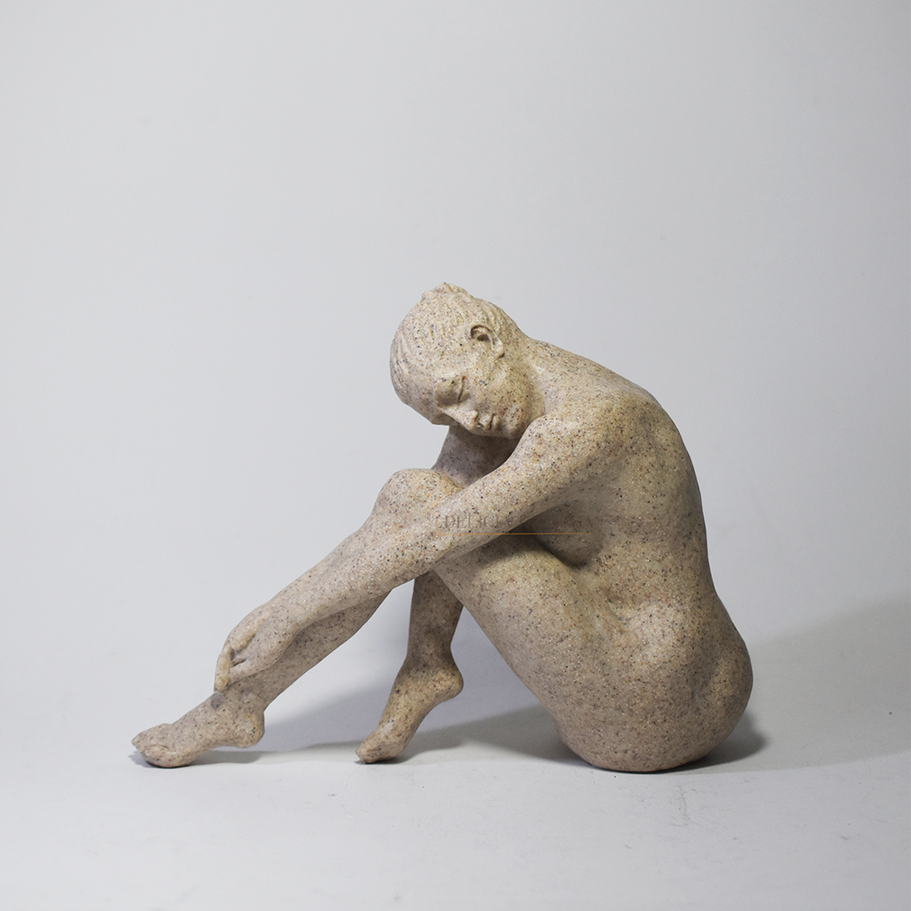Escultura Decorativa Reflexão Modelos Homem e Mulher - Decoração Sala Elegante Luxo