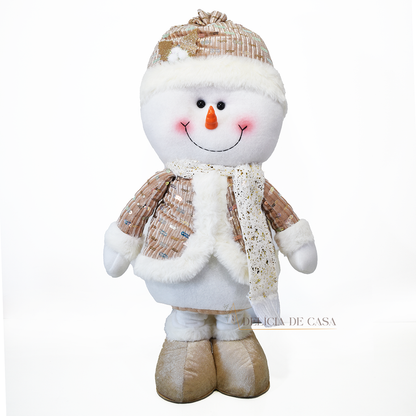 Boneco de neve de pelúcia natalino com pernas curtas decorando sala de estar