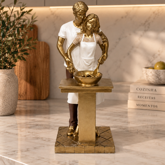 Escultura decorativa de casal cozinhando para decoração de casa elegante