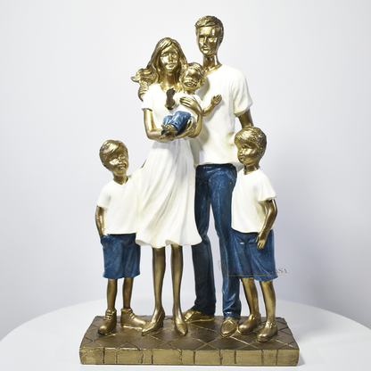 Estátua de família unida com três filhos – peça decorativa elegante para sala e quarto