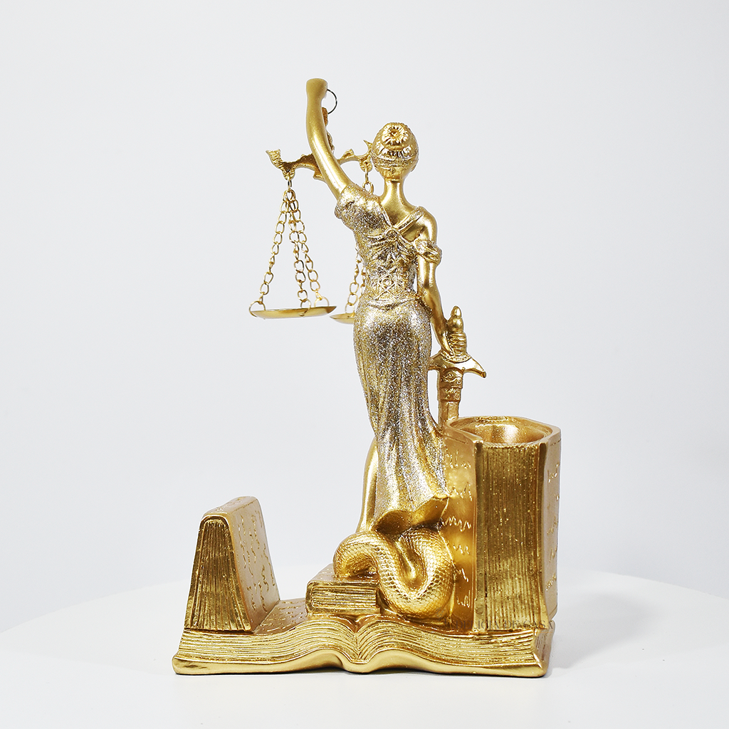Enfeite Dama da Justiça com Porta-Canetas - Decoração para escritórios