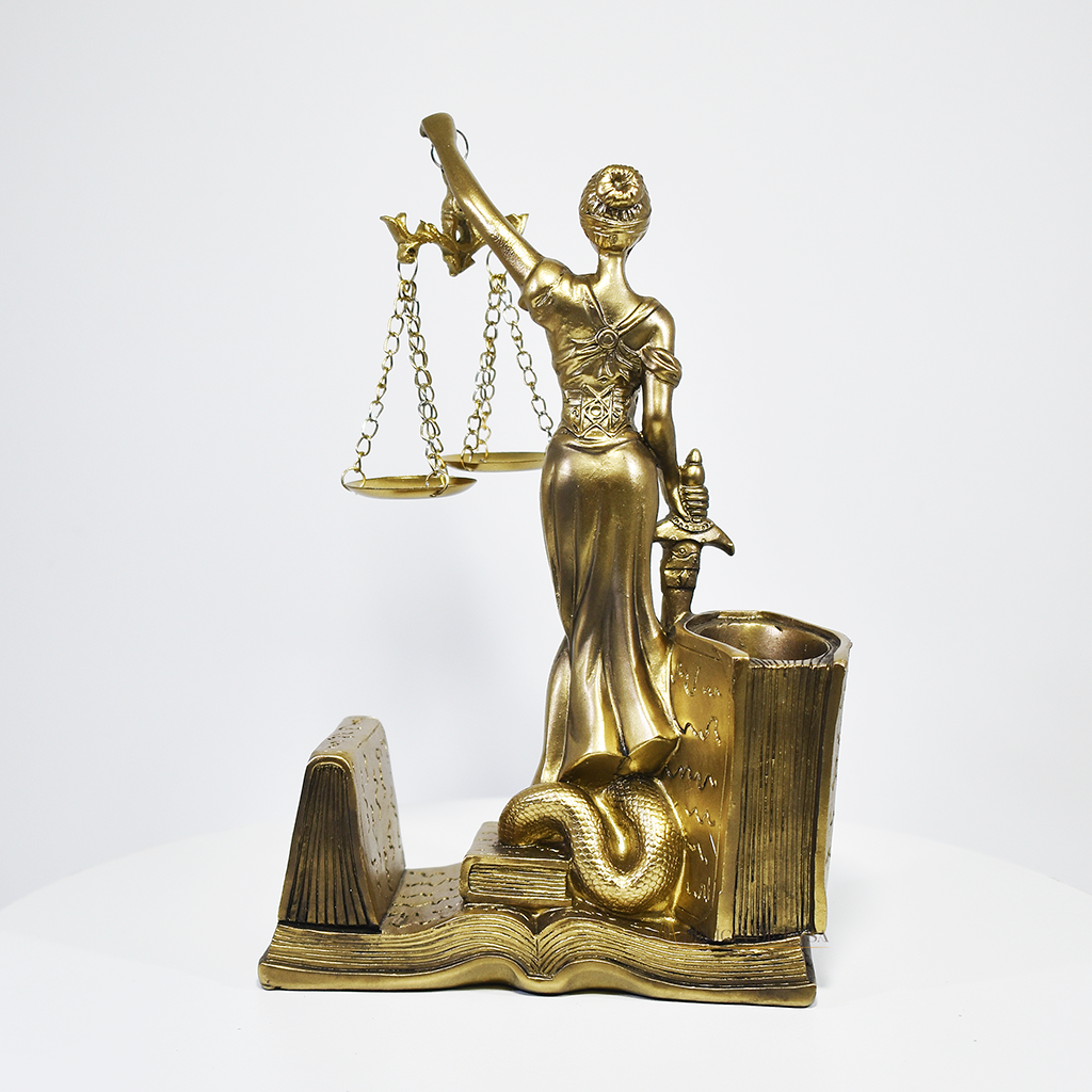 Enfeite Dama da Justiça com Porta-Canetas - Decoração para escritórios