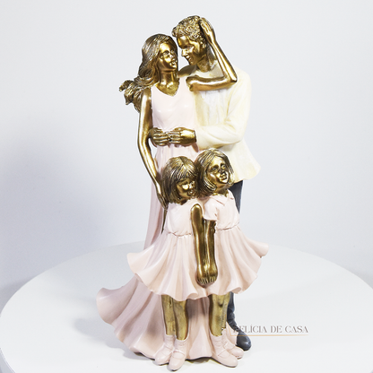 Estatueta Família em Resina Pais e Filhos / Filhas - Decoração para Casa