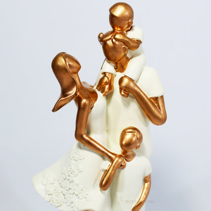 Estátua Decorativa Família Pais e Filhos