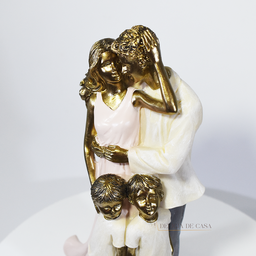 Estatueta Família em Resina Pais e Filhos / Filhas - Decoração para Casa