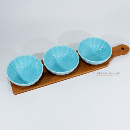 Tabua Petisqueira de Bambu com Potes de Porcelana azul