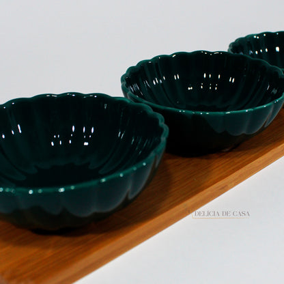 Tabua Petisqueira de Bambu com Potes de Porcelana verde 1