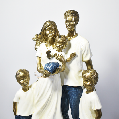Estátua de família unida com três filhos – peça decorativa elegante para sala e quarto