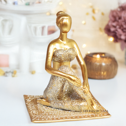 Estatueta Decorativa de Resina Posição de Yoga